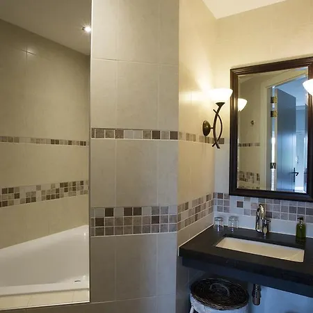 Het Bascour Bed and breakfast Holthees