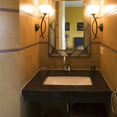 Bed & Breakfast Het Bascour 3*